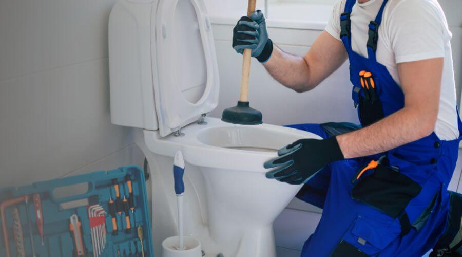 Local expert plumbing services in North Judson, IN